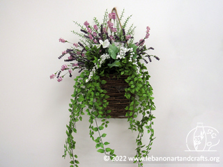 Decorative wall floral arrangement